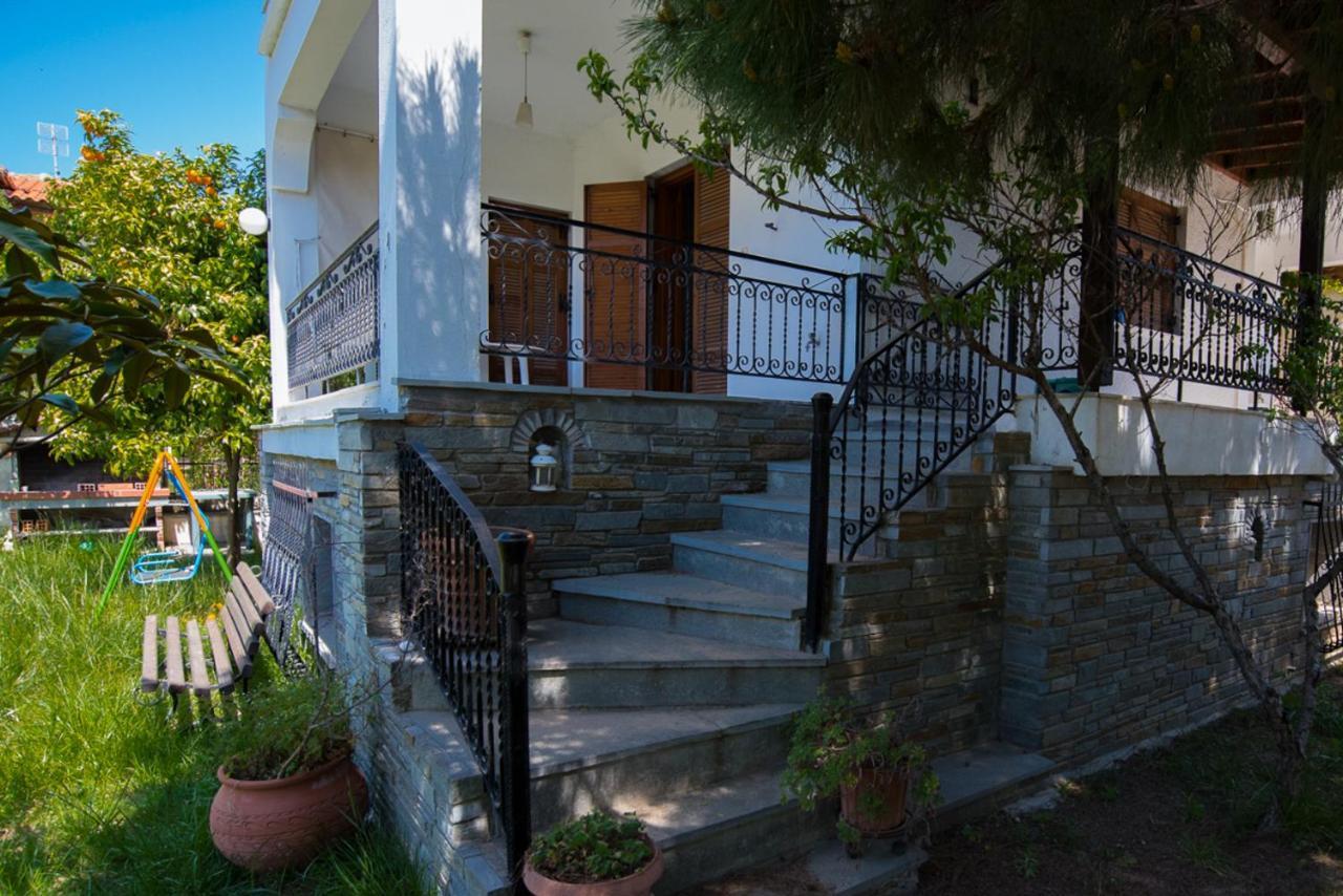 Seasidelongo Houses 1 Min From The Beach Of Nikiti Zewnętrze zdjęcie